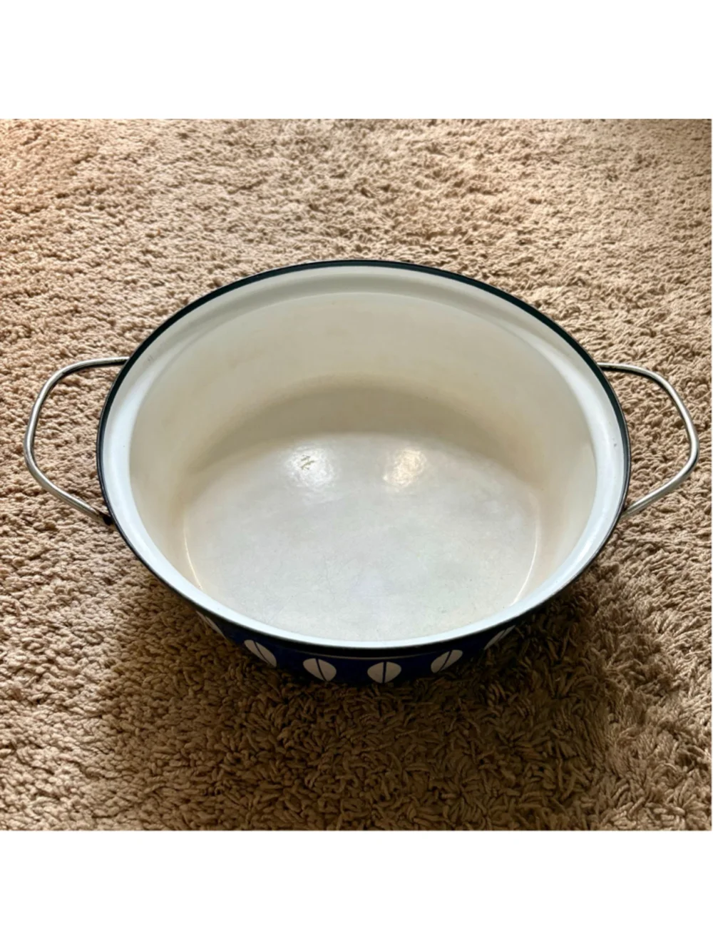 Cathrine Holm Blue Lotus Blue & White Enamel Cookware